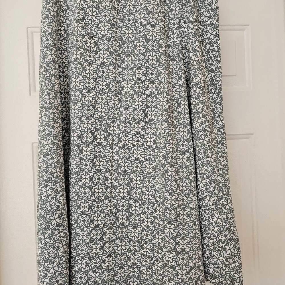 Like New Lands End 58% Pima Cotton Skirt